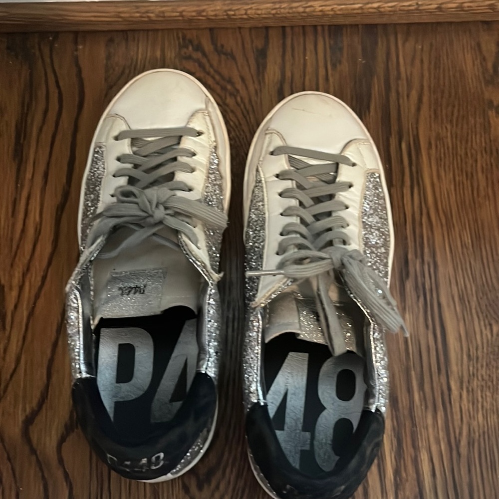 P448 Shoes size 39 still very good condition